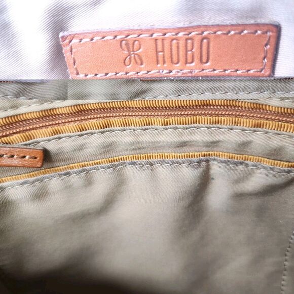 Hobo International Blue Distressed Leather Crossbody Purse Dome Top Zip Bag - Picture 13 of 16